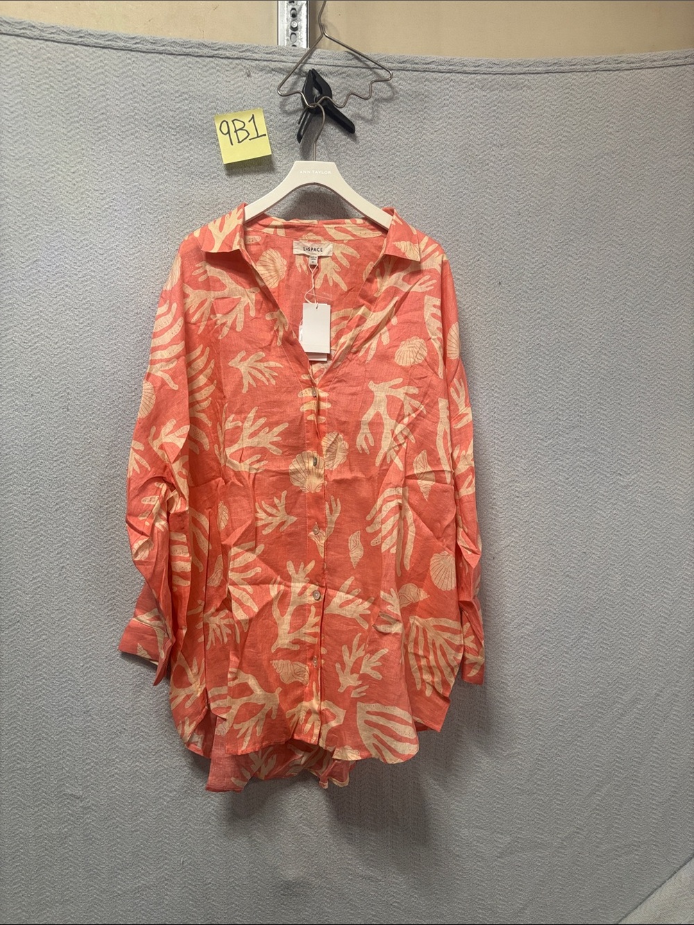 L space XL NWT blouse